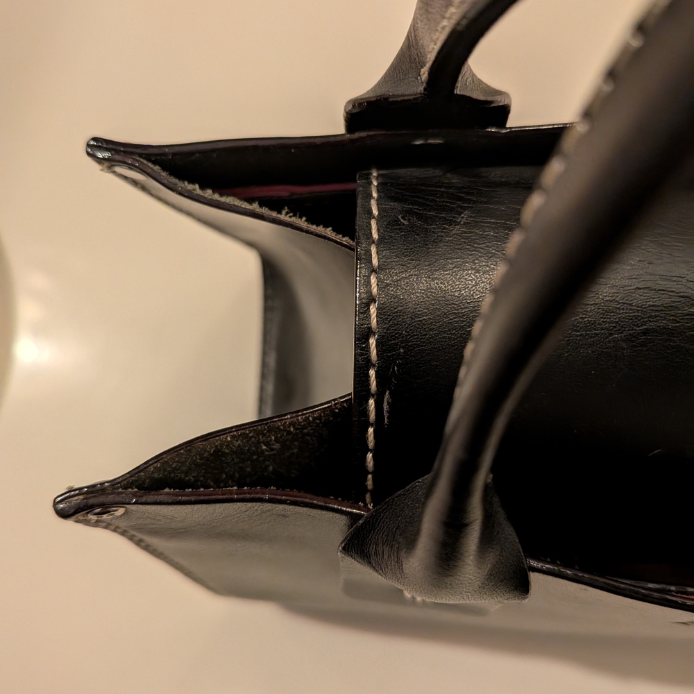 Preppy Chic Kate Spade CLASSIC Small Black Leather Tote Bag - Picture 5 of 10